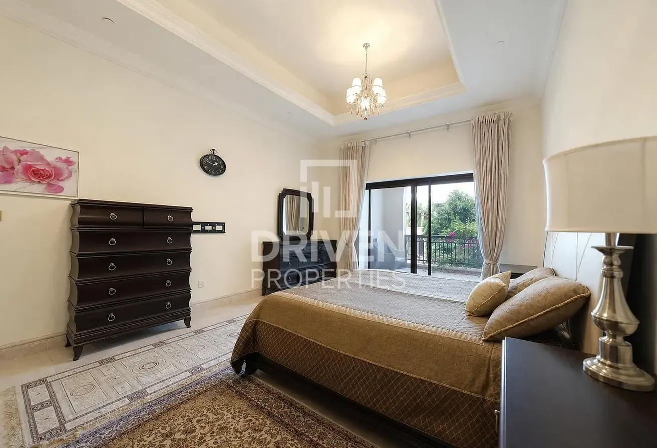 Luxury Duplex | Vacant | Motivated Seller