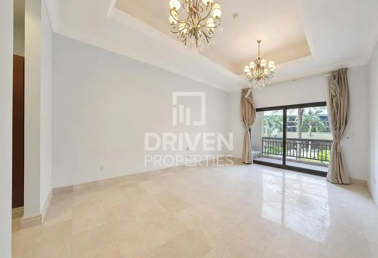 Luxury Duplex | Vacant | Motivated Seller