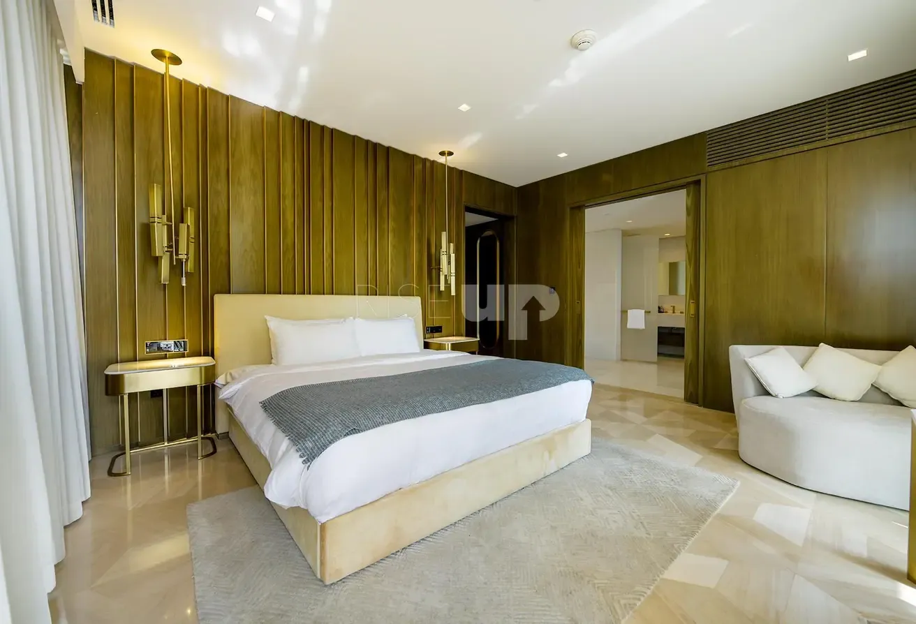 Luxury | Furnished | Private Pool and Beach Access