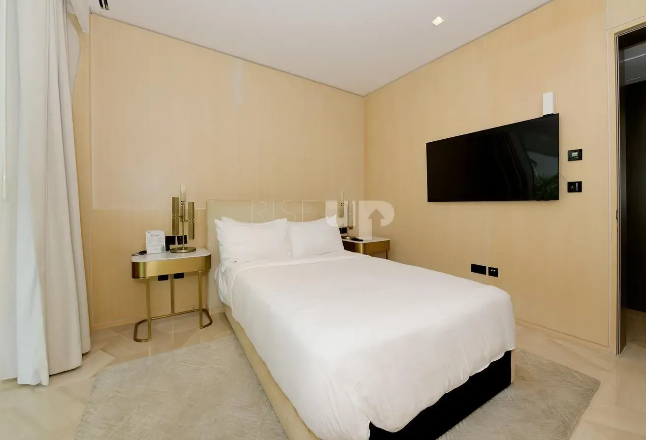 Luxury | Furnished | Private Pool and Beach Access