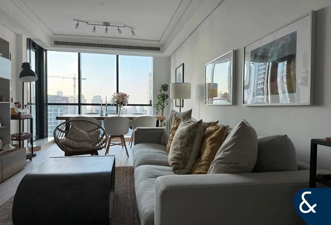 High Floor | Partial Upgraded | Lake View