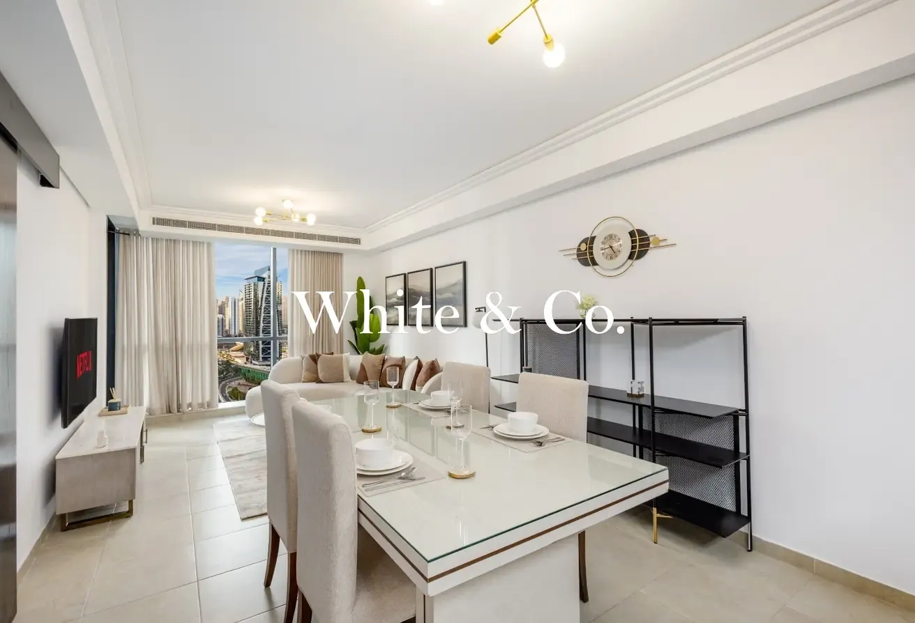 Lake Views | Furnished | Vacant | Vastu