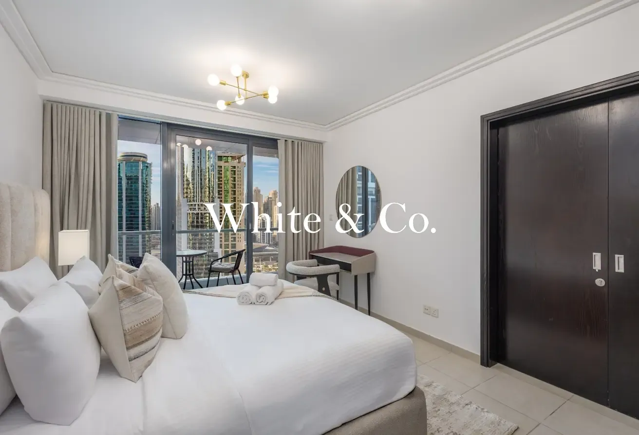 Lake Views | Furnished | Vacant | Vastu