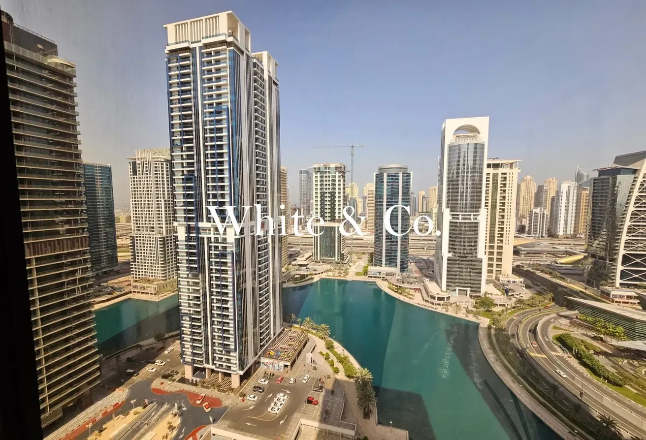 Corner Unit | Tenanted | Lake View