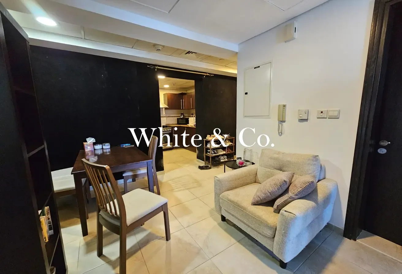 Corner Unit | Tenanted | Lake View