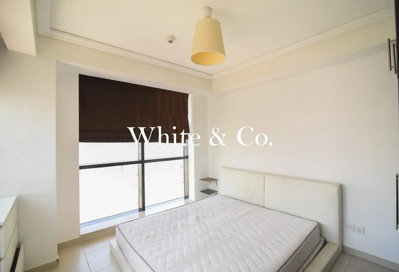Corner Unit | Tenanted | Lake View