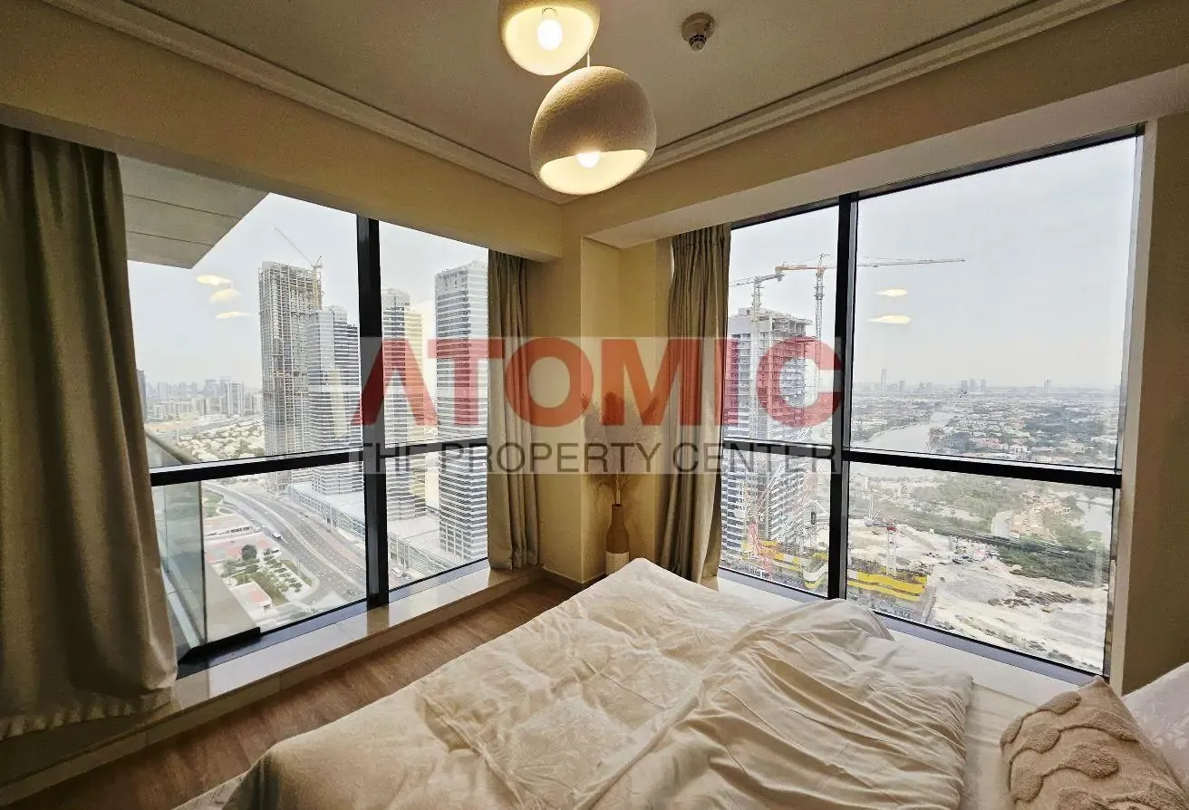 Cozy Upgraded Unit| Higher Floor| Best Condition