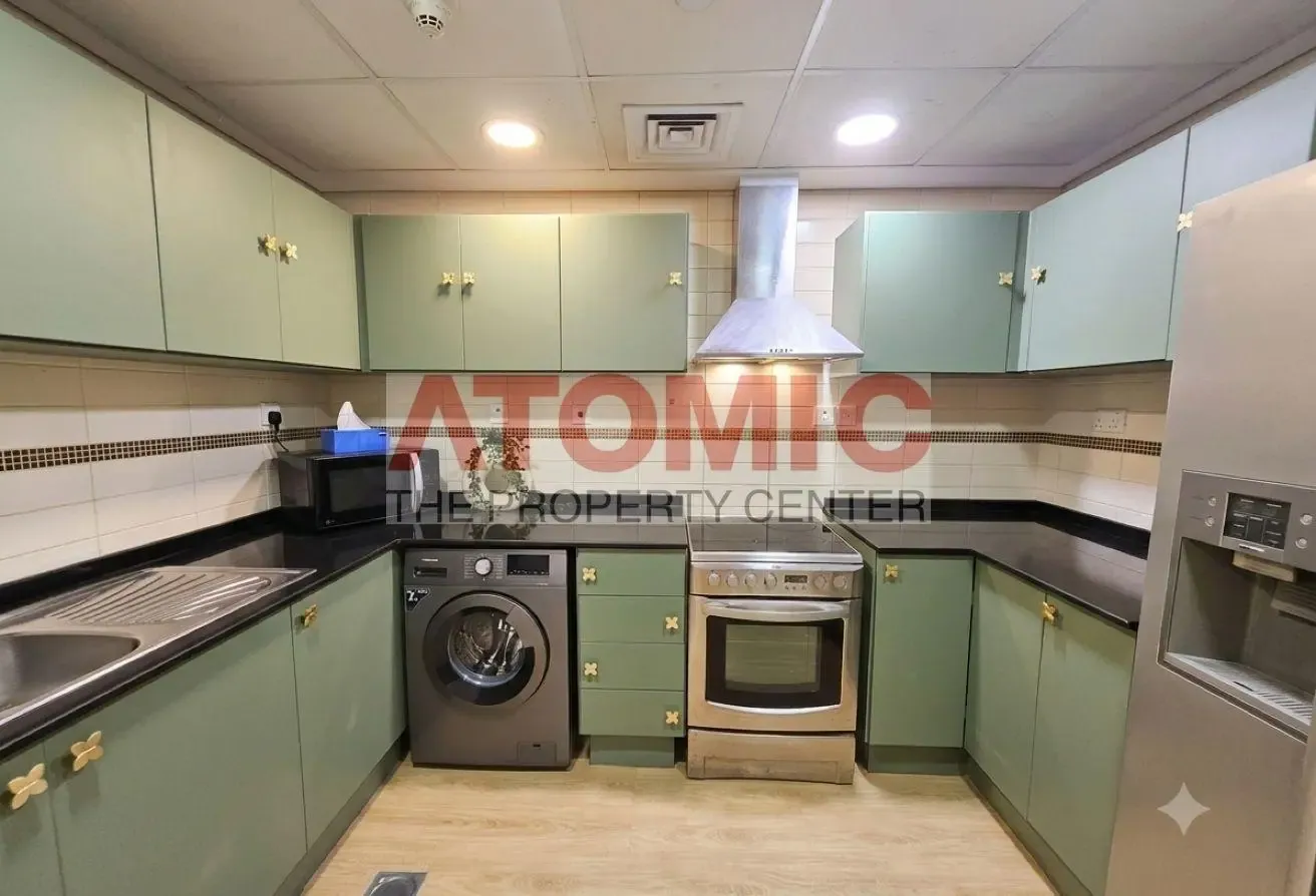 Cozy Upgraded Unit| Higher Floor| Best Condition