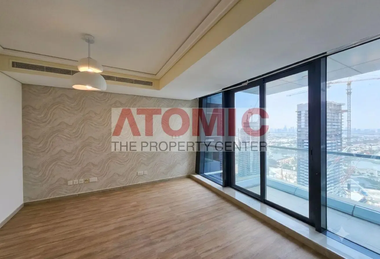 Cozy Upgraded Unit| Higher Floor| Best Condition