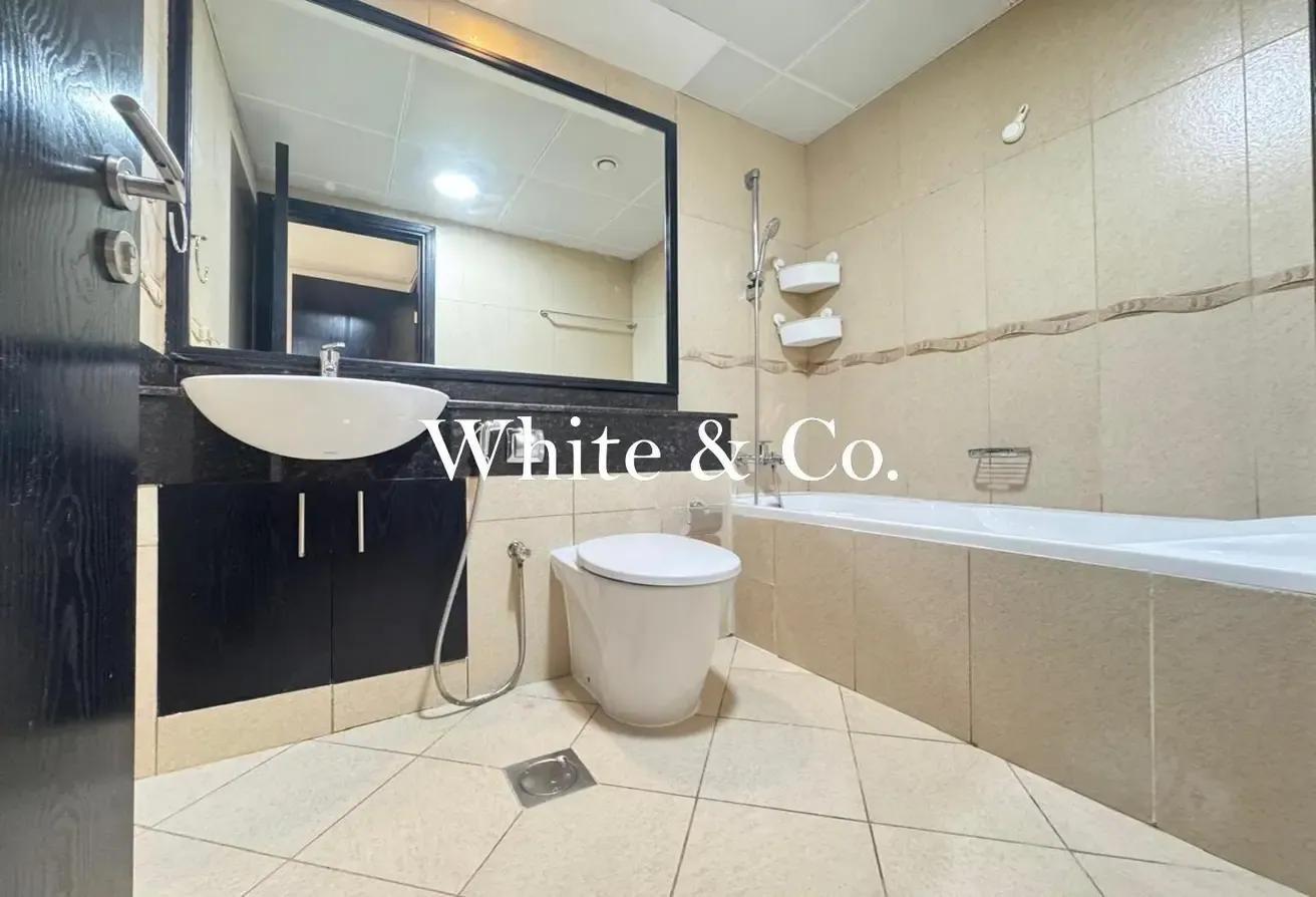 Lake & Marina View | VOT | Unfurnished