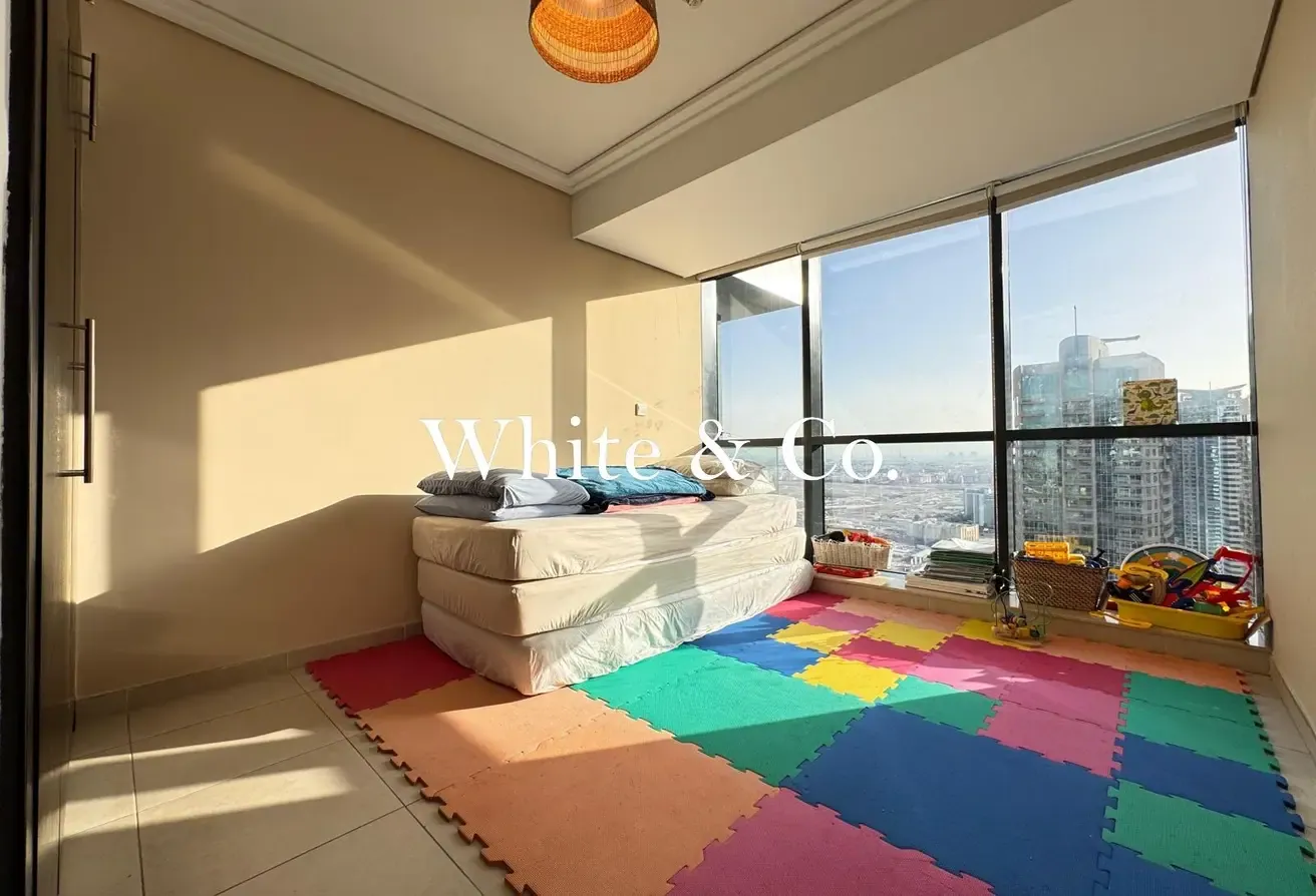Lake & Marina View | VOT | Unfurnished