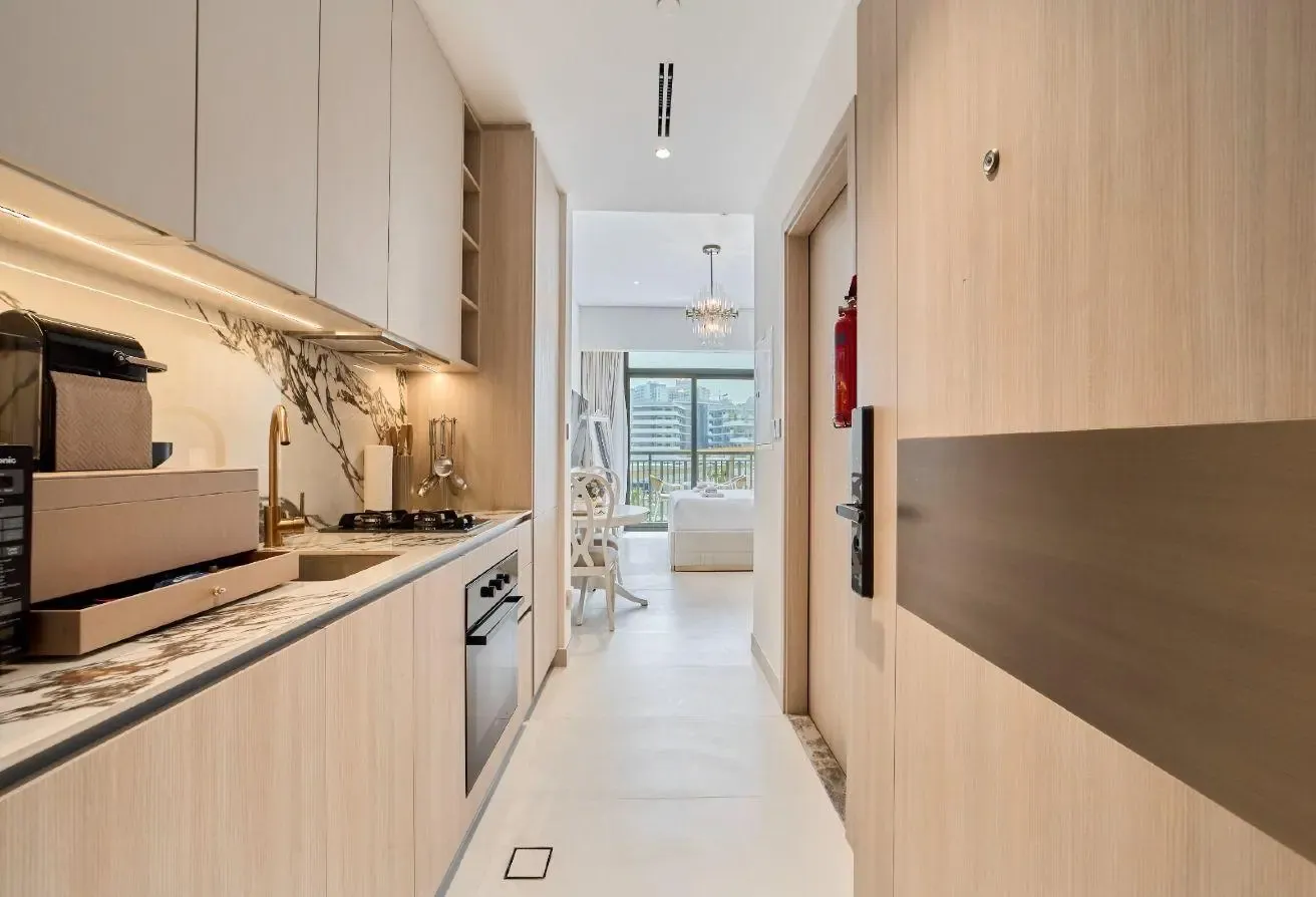 Modern Studio at Arjan | Community Views
