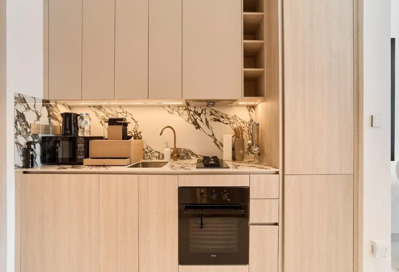 Modern Studio at Arjan | Community Views