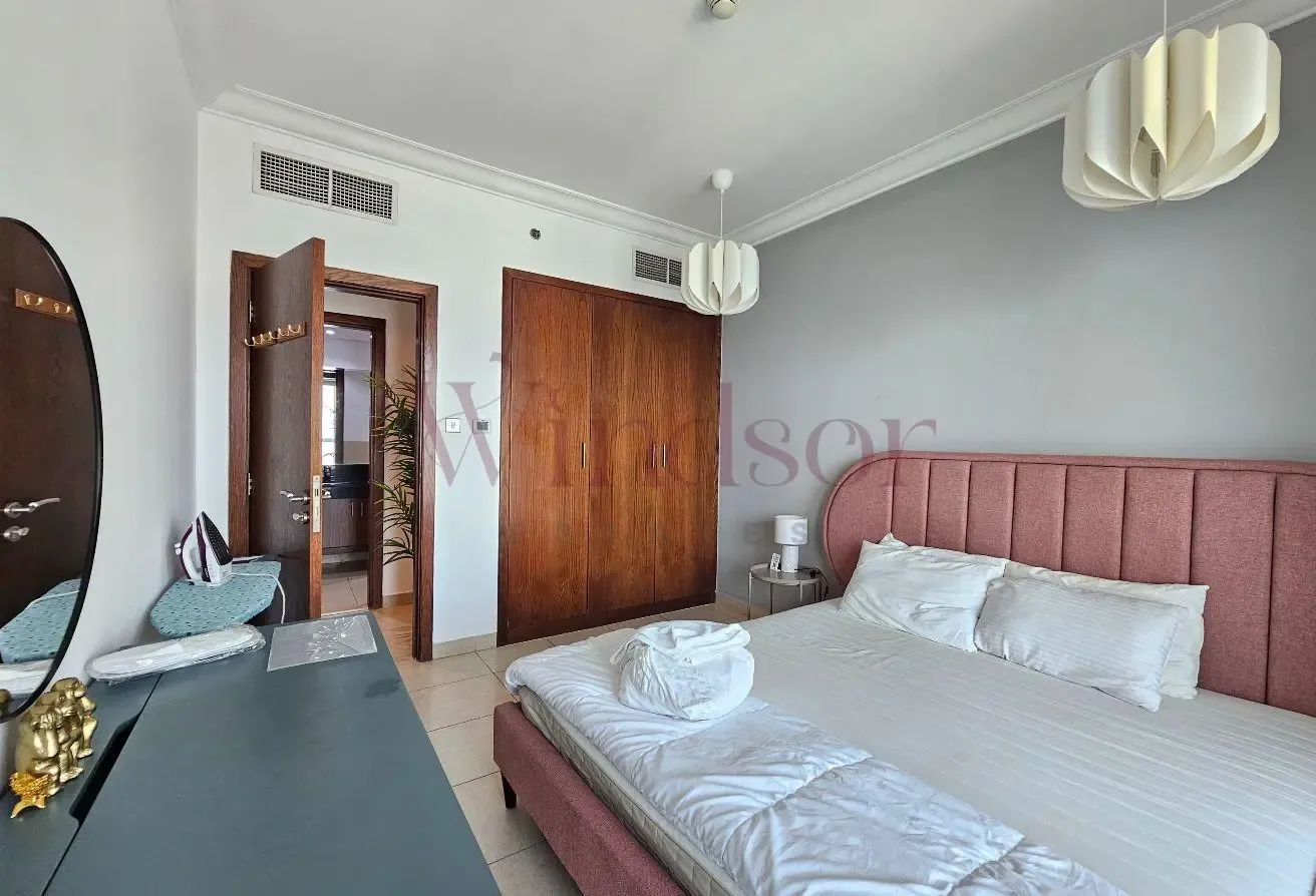 12 Cheques | Large Layout | Fully Furnished