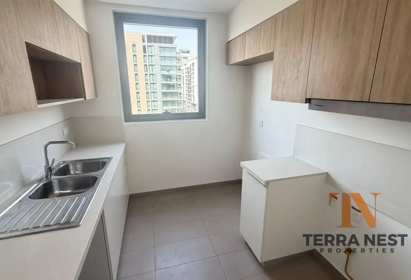 BRIGHT 3 BR | BIGGER LAYOUT | COMMUNITY VIEW