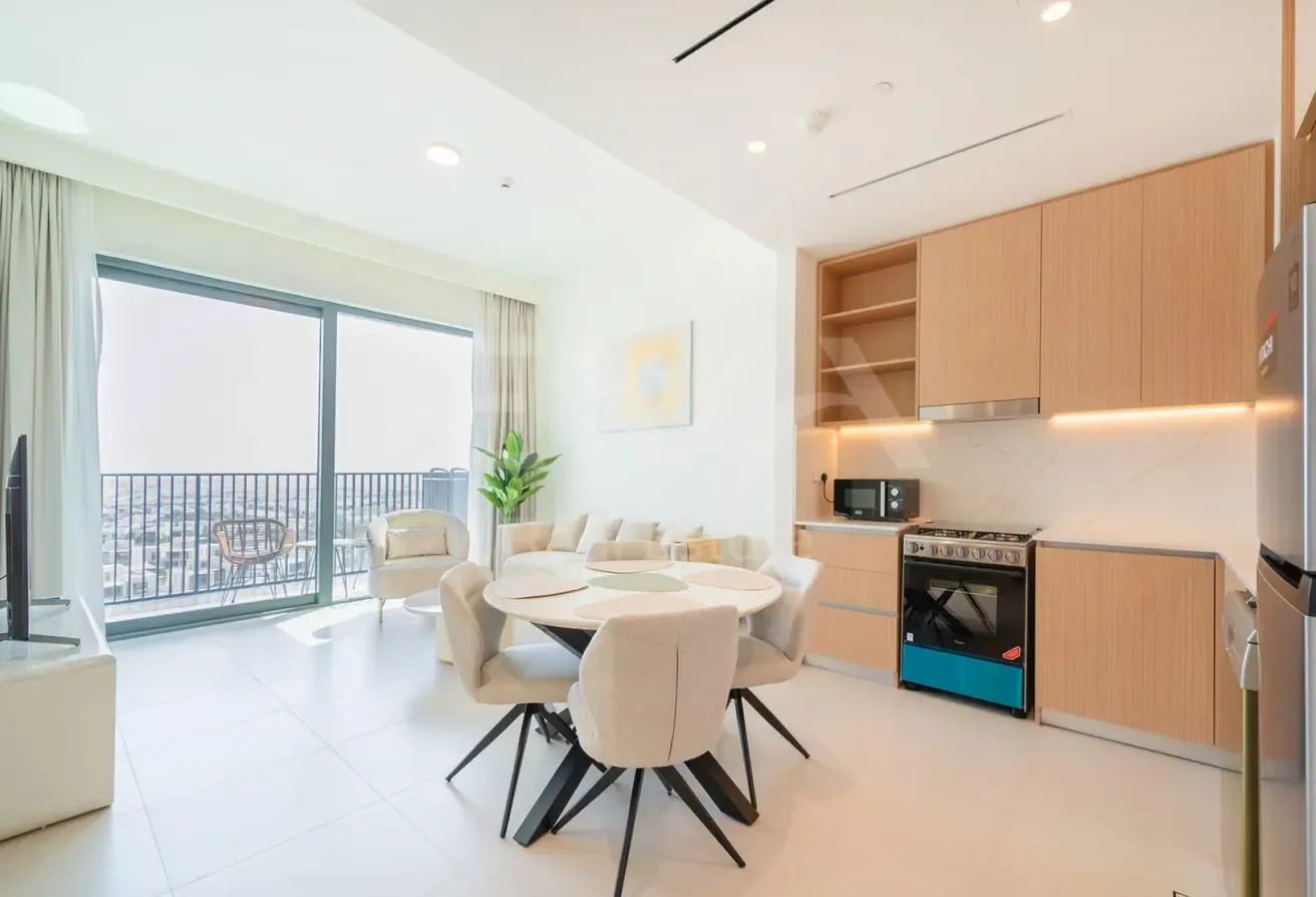 FULLY FURNISHED | SKYLINE VIEW | MID FLOOR