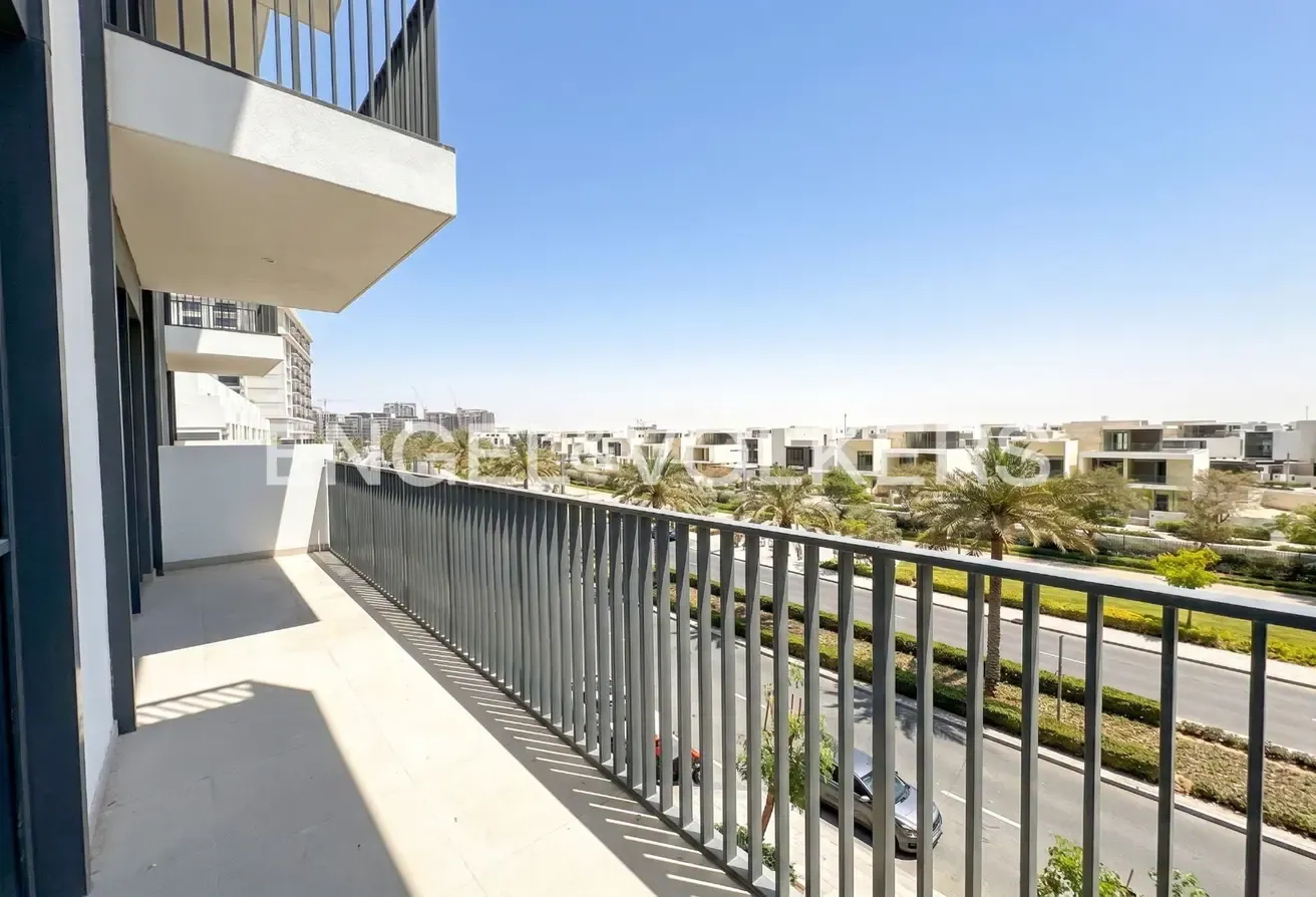 Ready to Move In | Large Balcony | Brand New