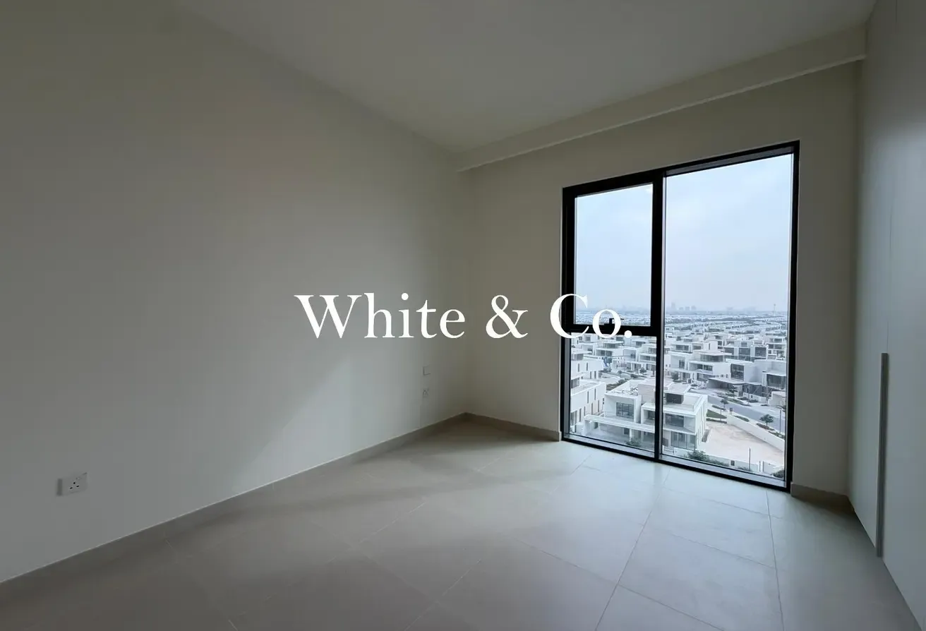 Vacant Now | Villa Views | Next to Park