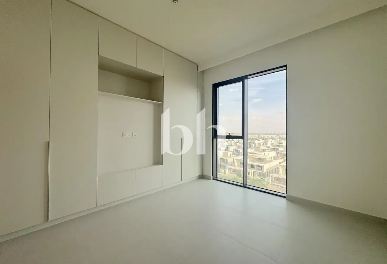 Brand New | Direct Park Access | Great Amenities