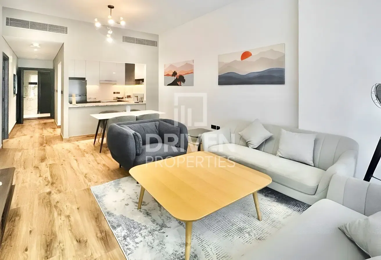 Available Feb | All Bills Included | Marina View