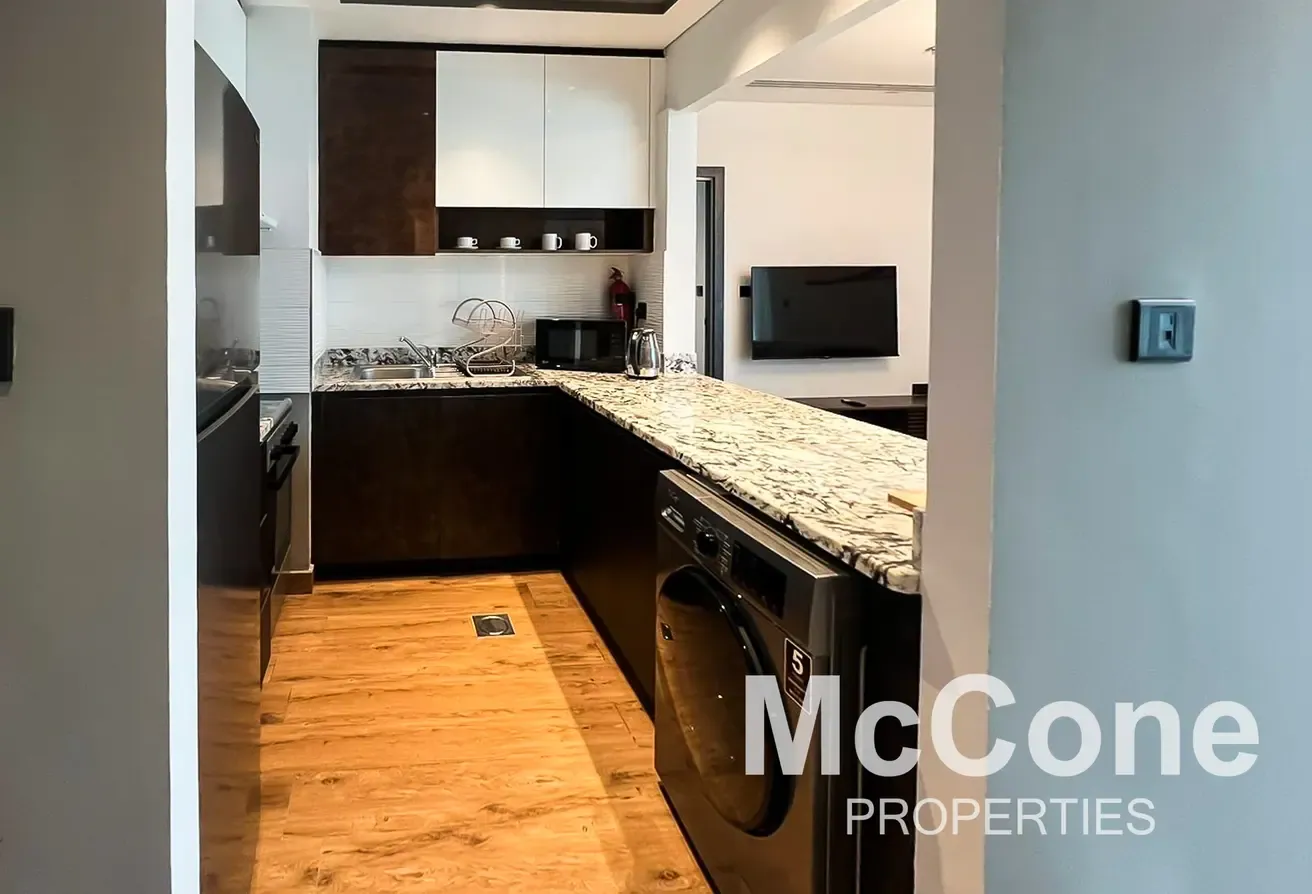 Full Marina View | Fully Furnished | Near Metro
