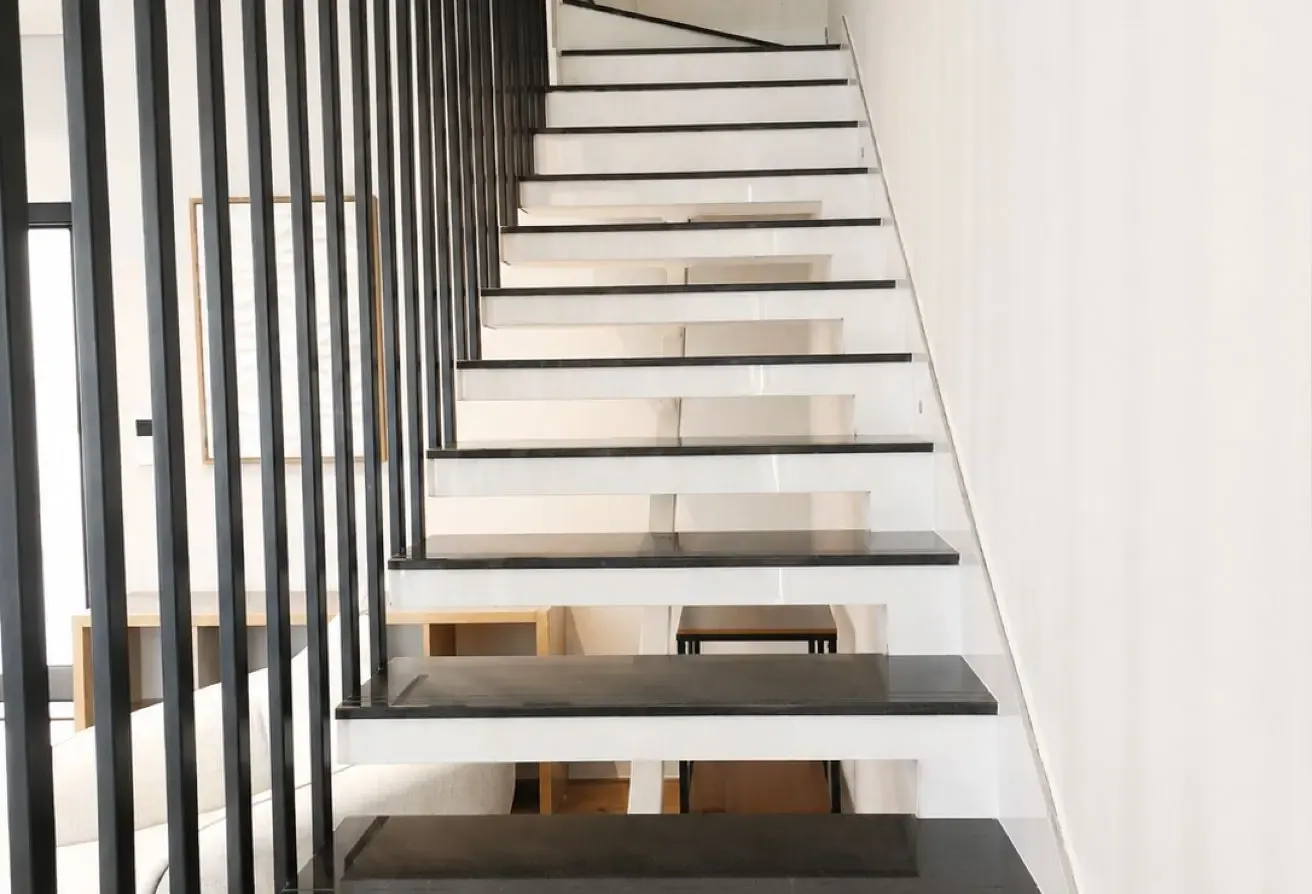 Spacious Designer Duplex |Moon Tower |Dubai Marina