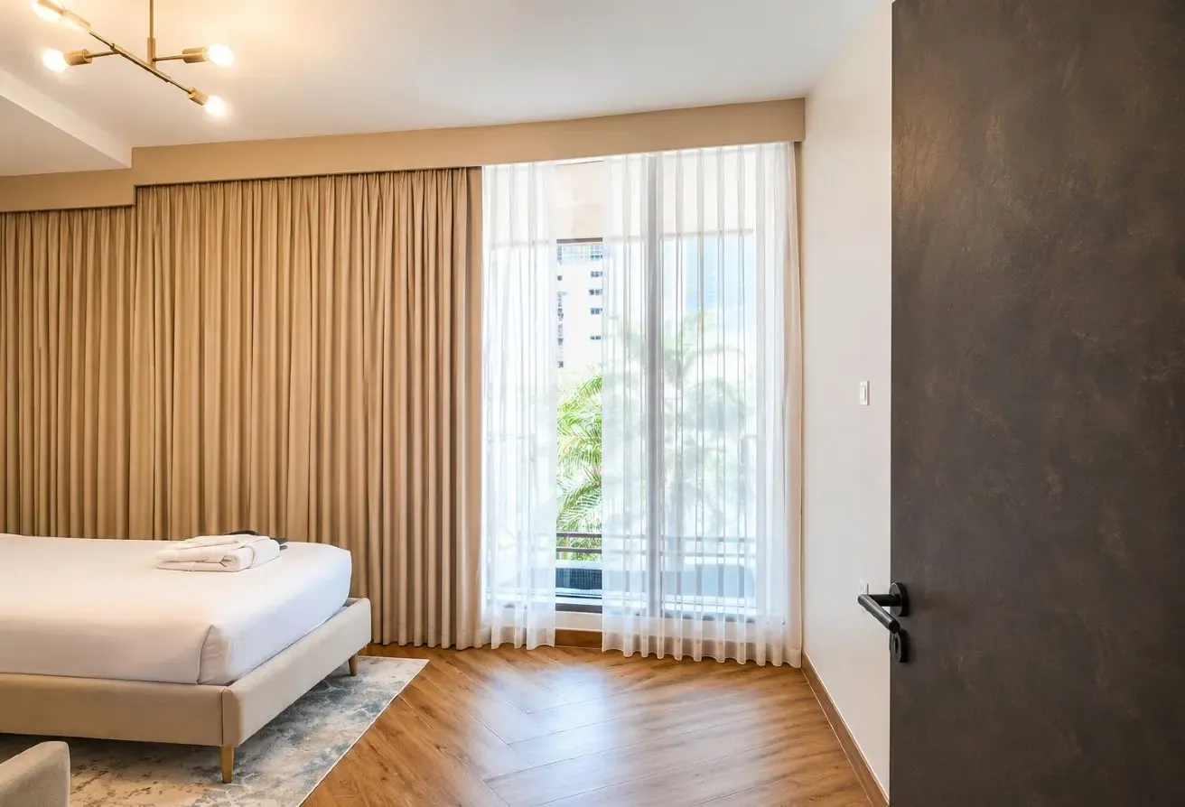 Spacious Designer Duplex |Moon Tower |Dubai Marina
