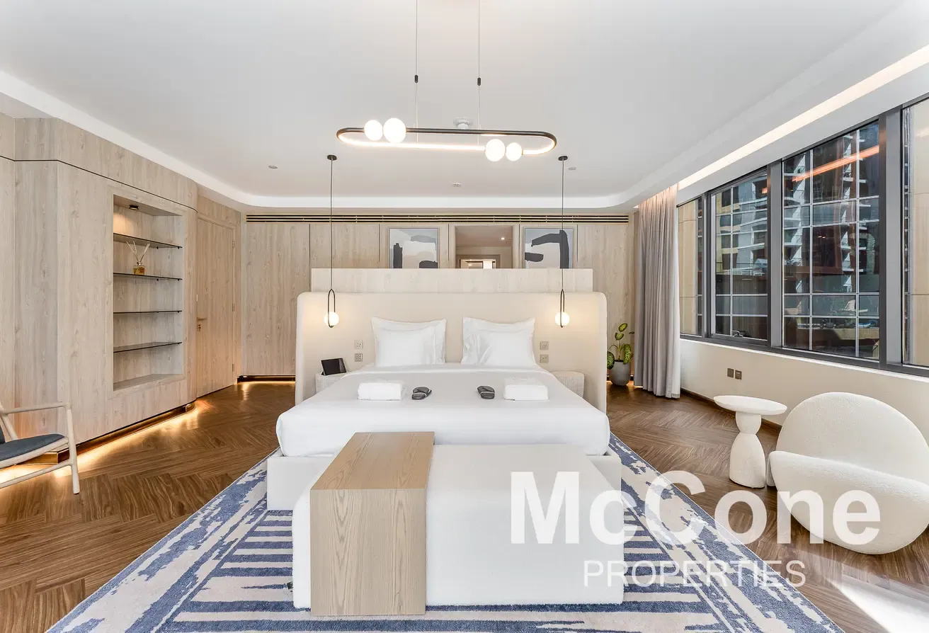 Luxury Penthouse | Marina View | Private Facility