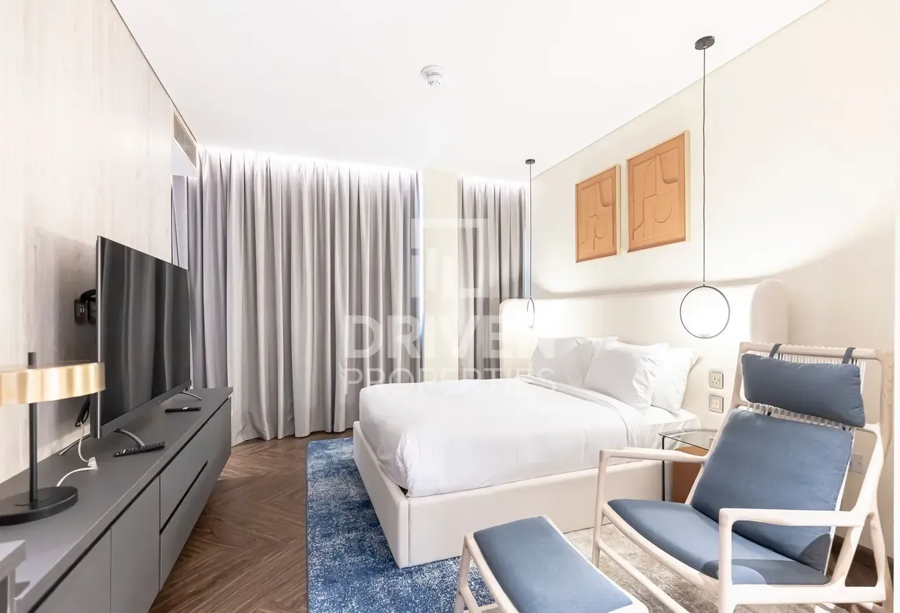 Triplex Penthouse | Furnished | All Bills Included