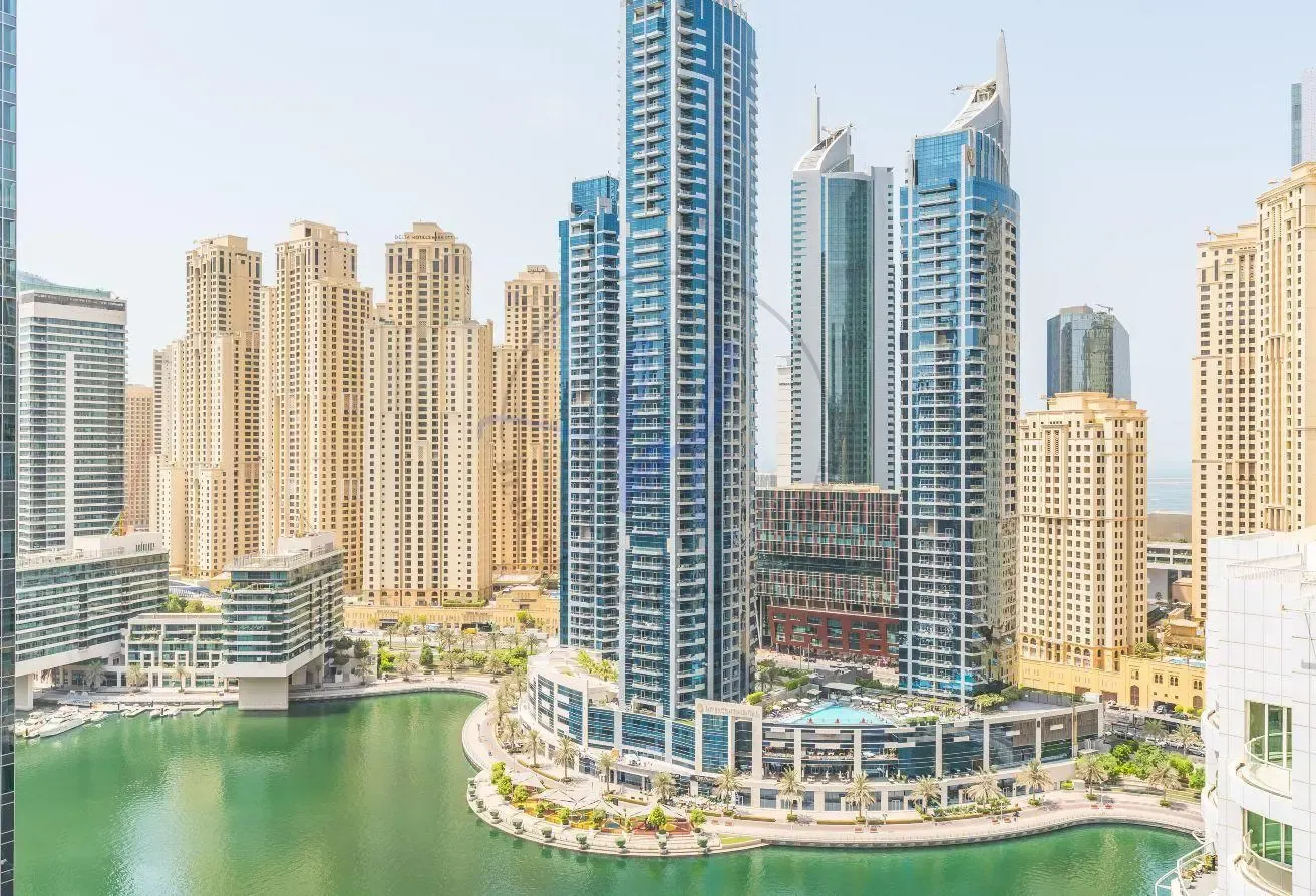 Expansive Marina Vistas | All-Inclusive | Grab now