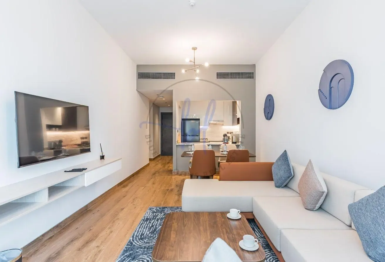 Expansive Marina Vistas | All-Inclusive | Grab now