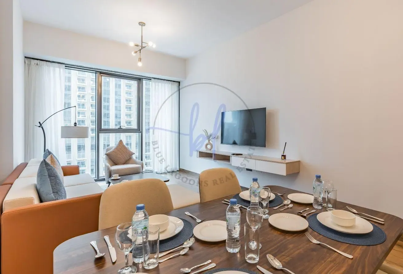 Expansive Marina Vistas | All-Inclusive | Grab now