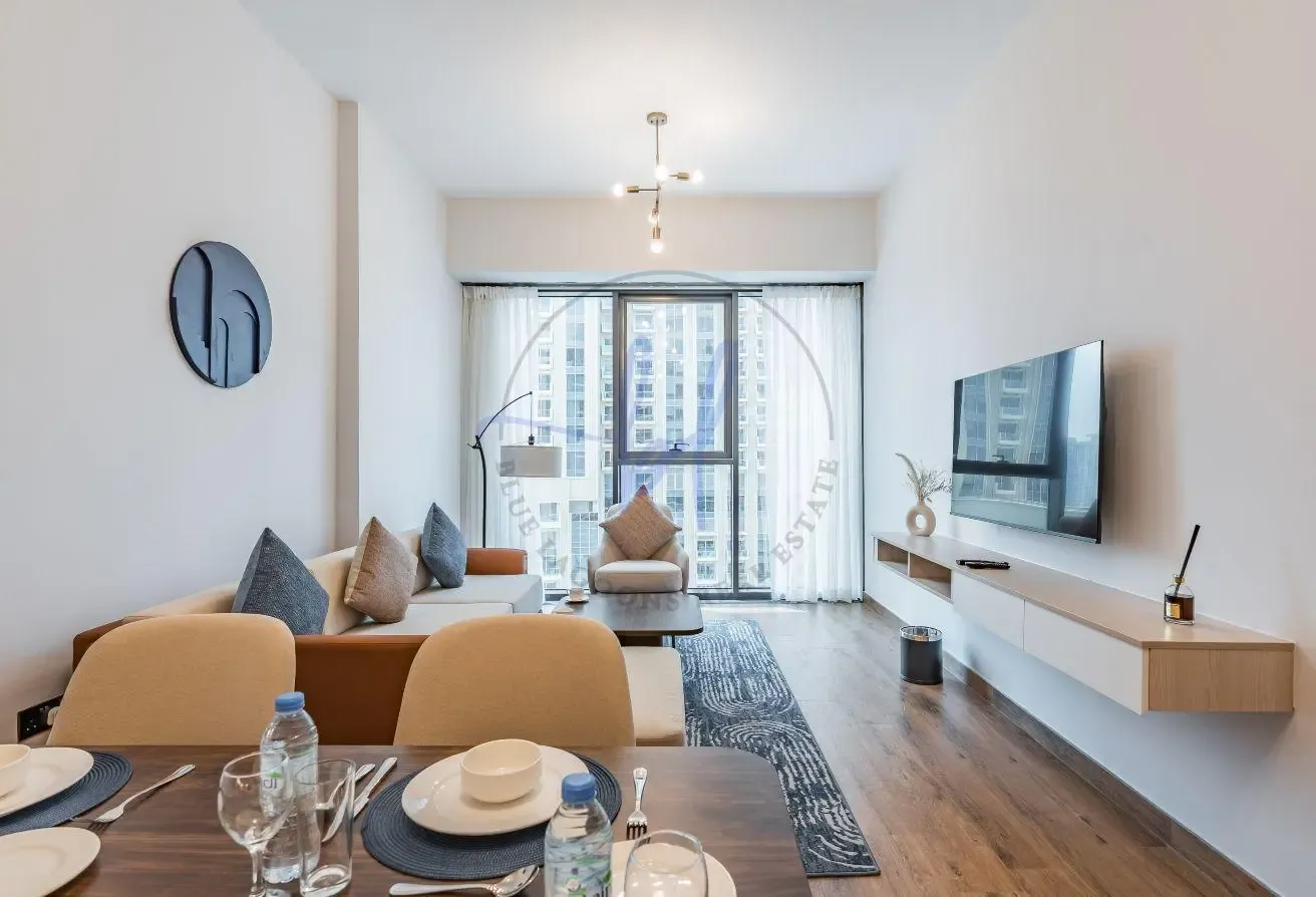 Expansive Marina Vistas | All-Inclusive | Grab now