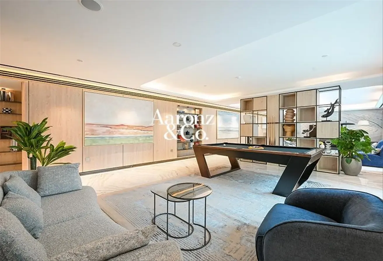 5BHK Furnished | Marina View | Private Facilities