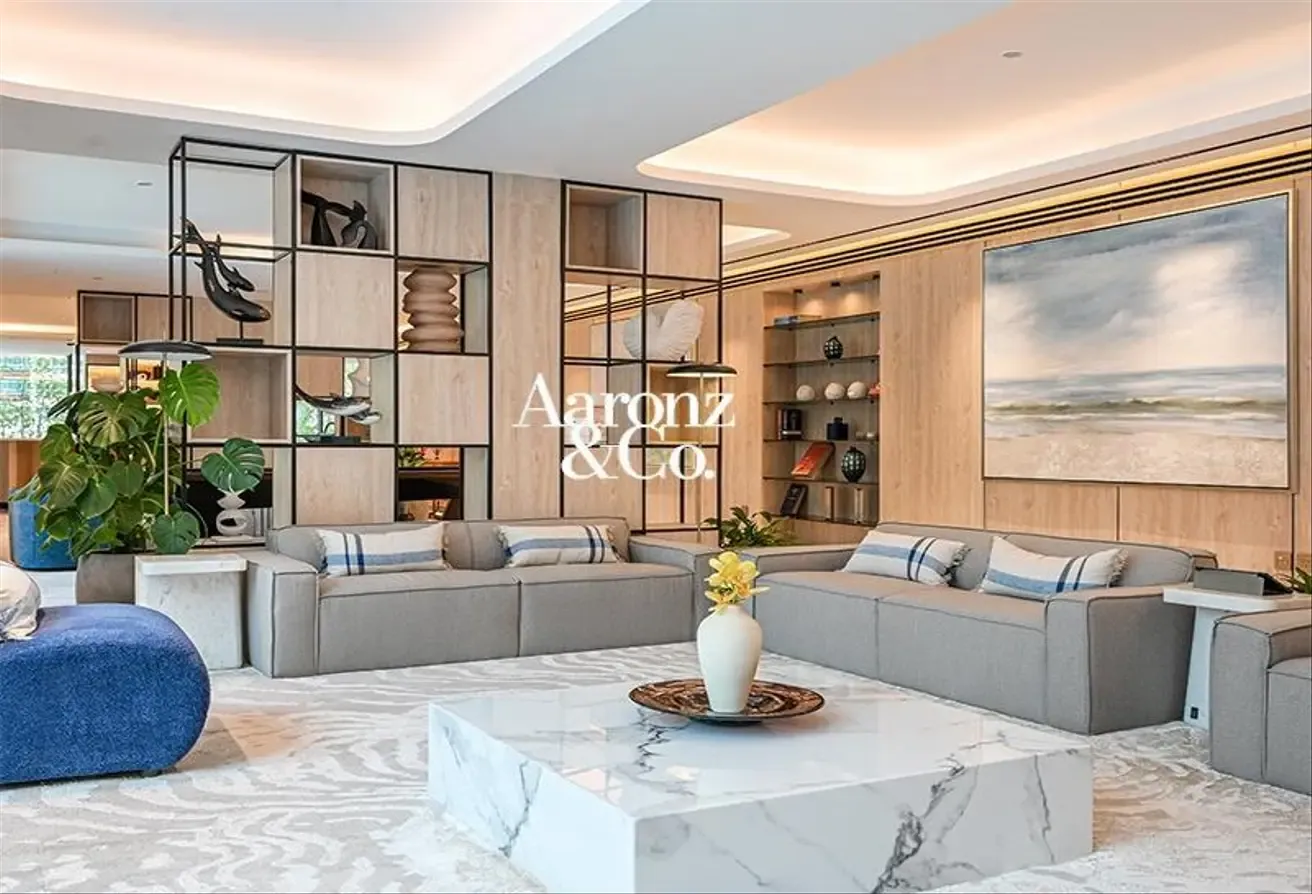 5BHK Furnished | Marina View | Private Facilities