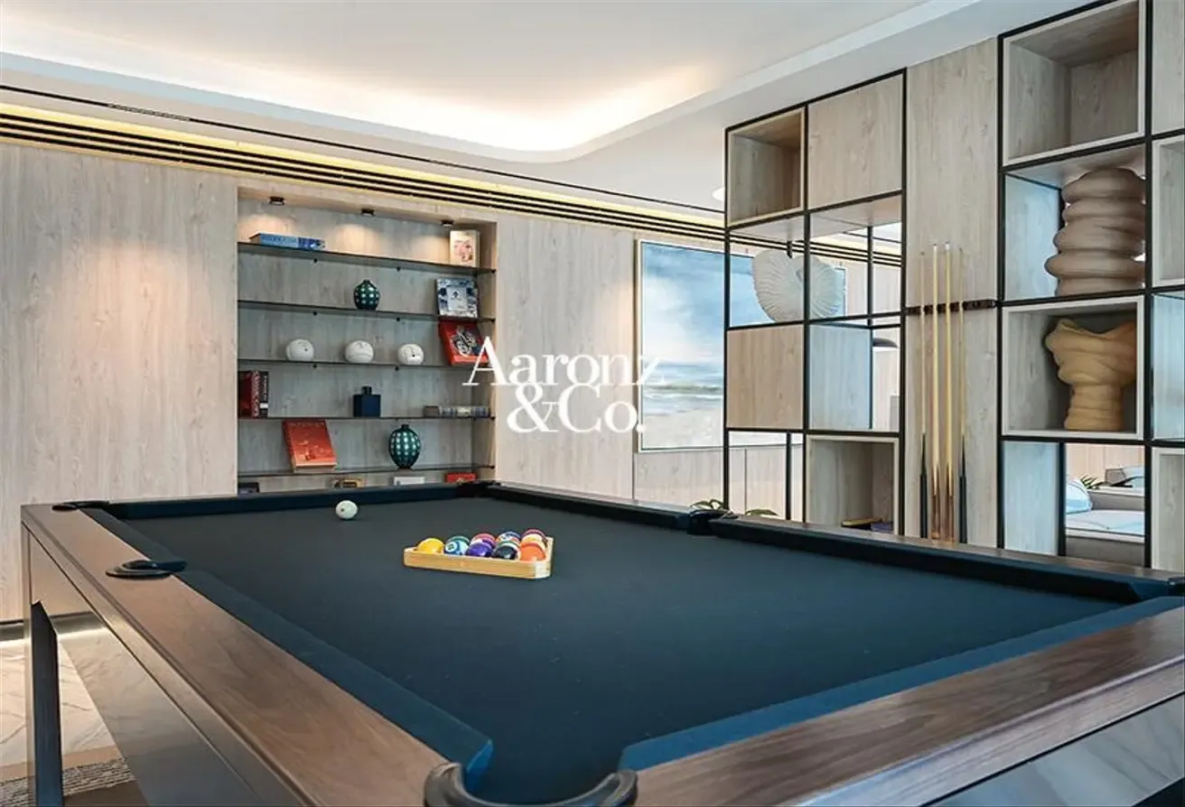 5BHK Furnished | Marina View | Private Facilities