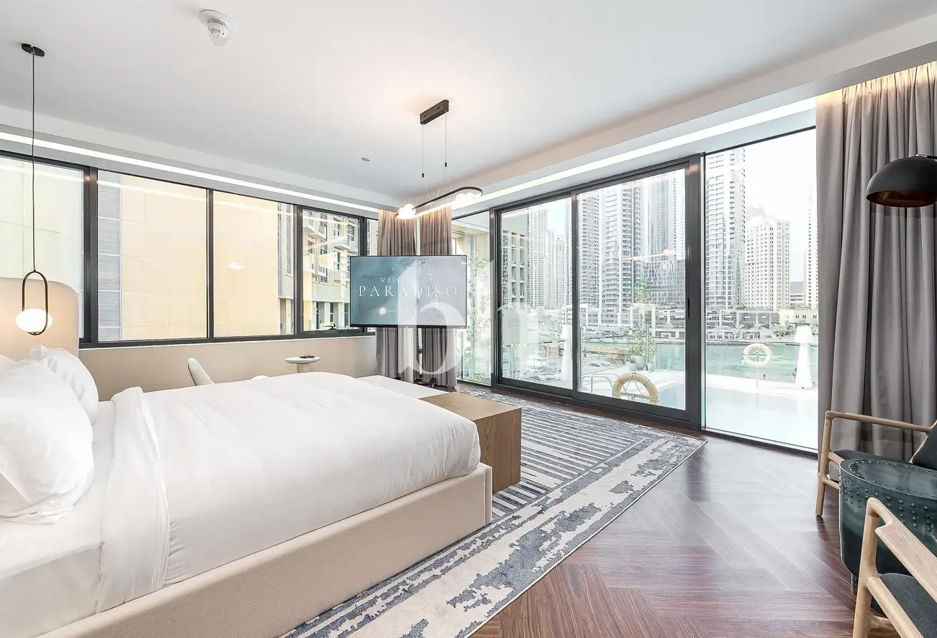 2 Floors plus Rooftop | Furnished | Bills Included