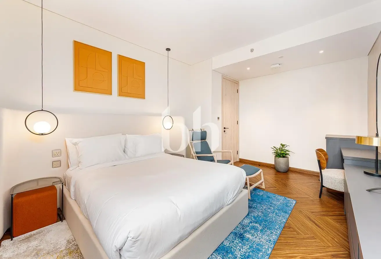 2 Floors plus Rooftop | Furnished | Bills Included