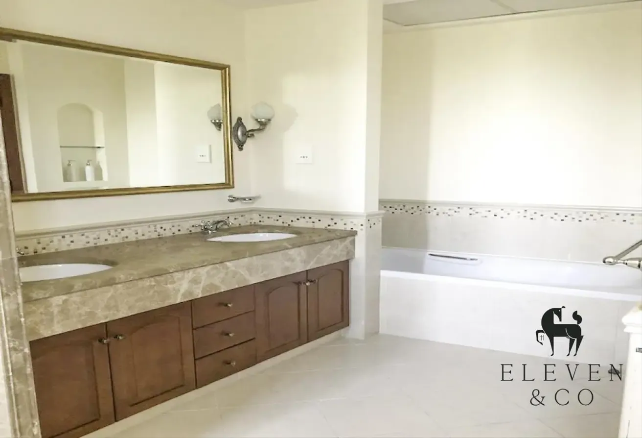 4BR Villa | Large Plot | Private Garden