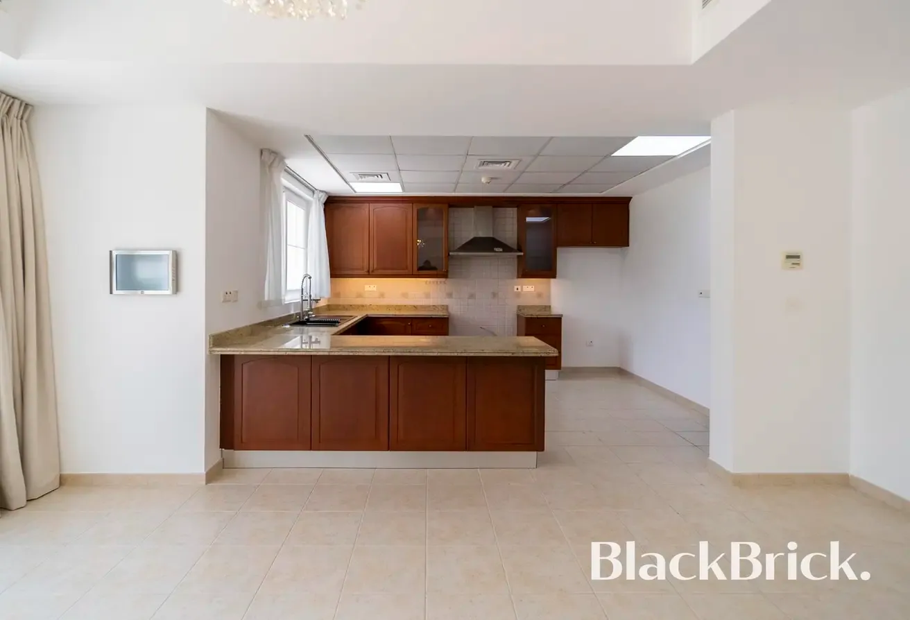 Vacant | 4BR | Big Plot | Immaculate
