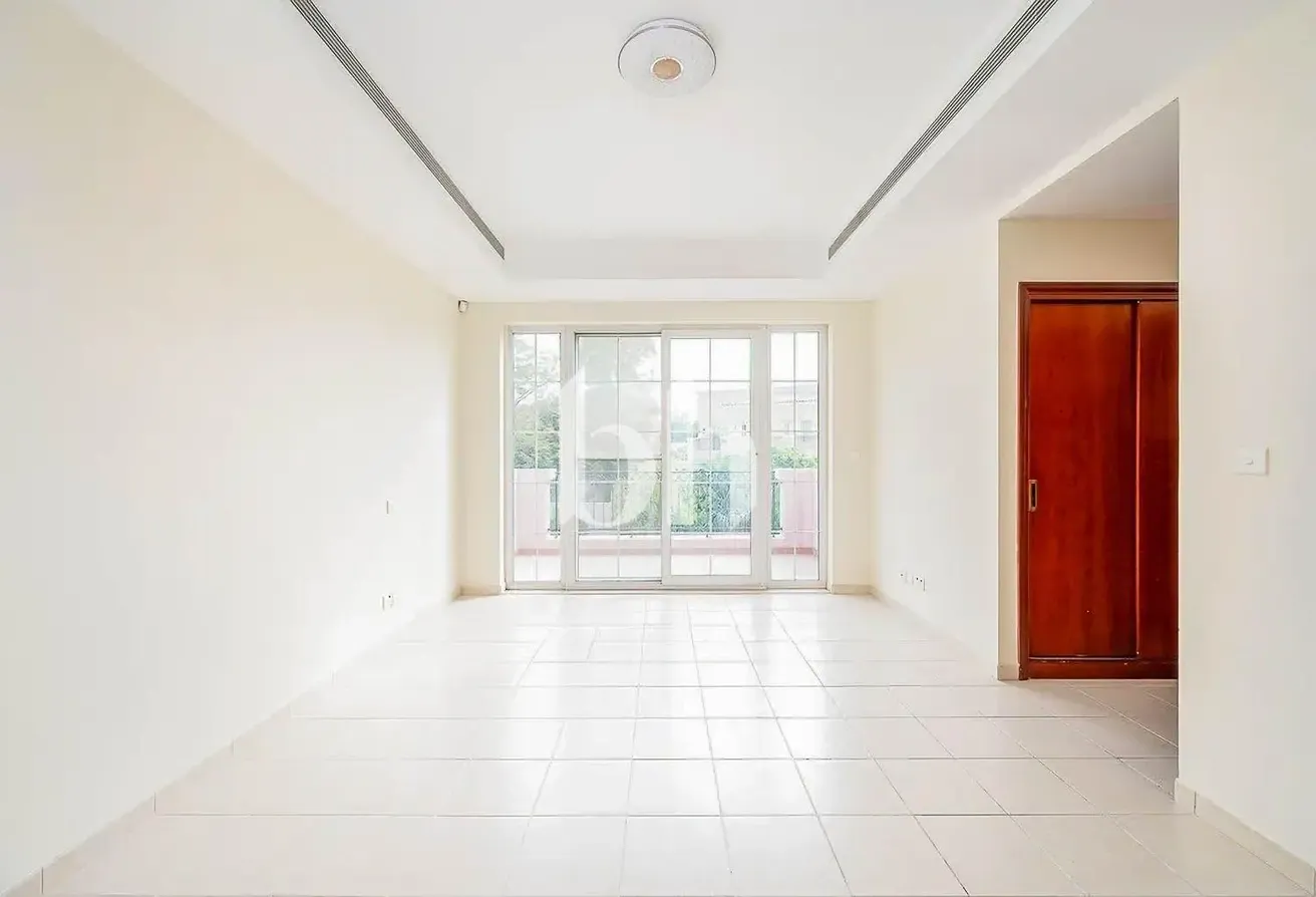 Single Row | Huge Plot | Type 16 | Maids