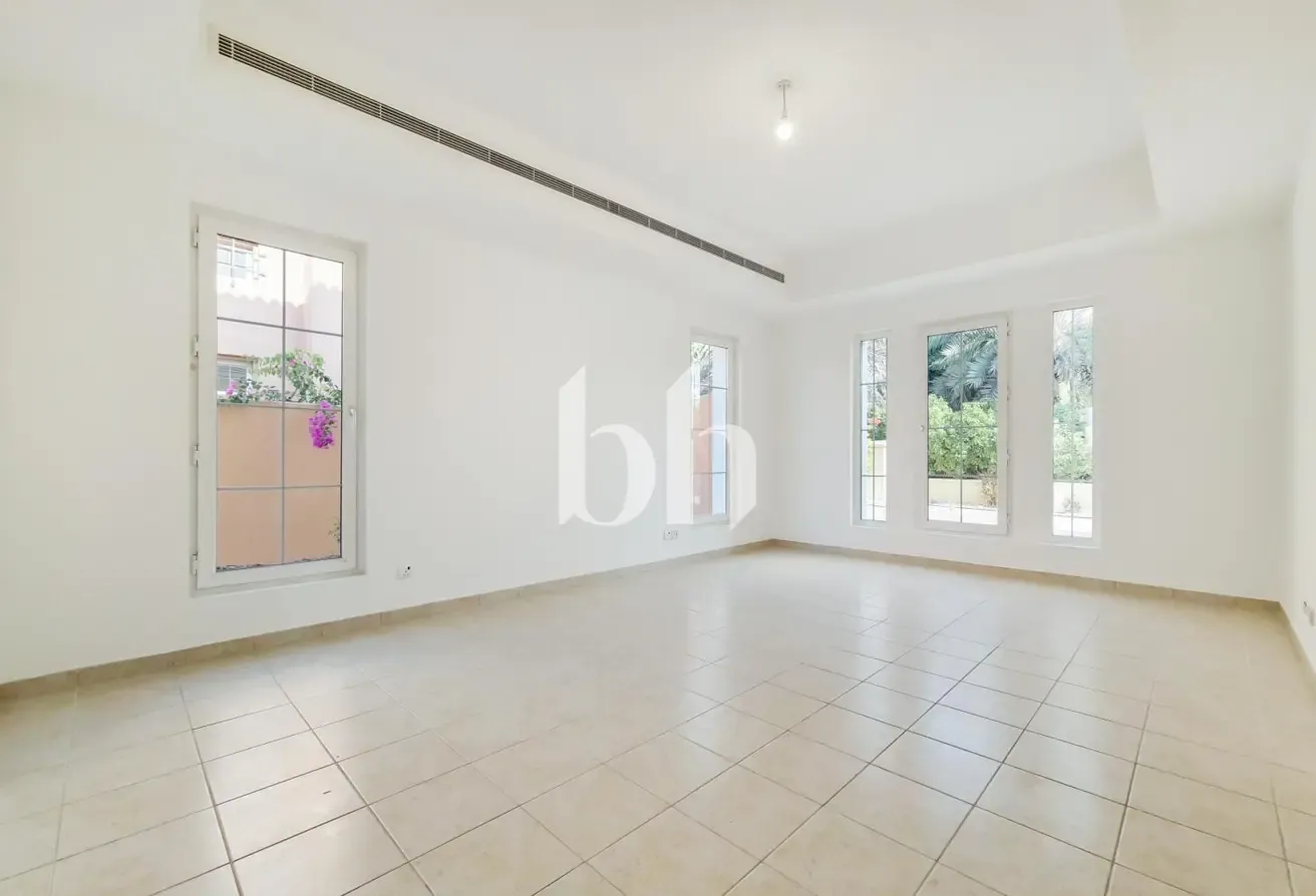 Single Row | Renown Family Community | 4 Beds