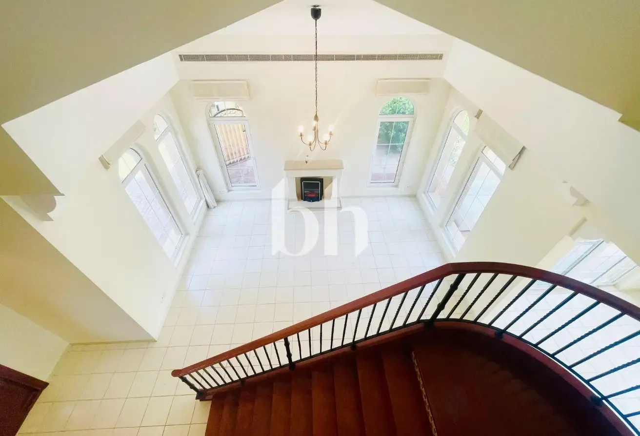 Private Pool | Large Plot | Close to Entrance