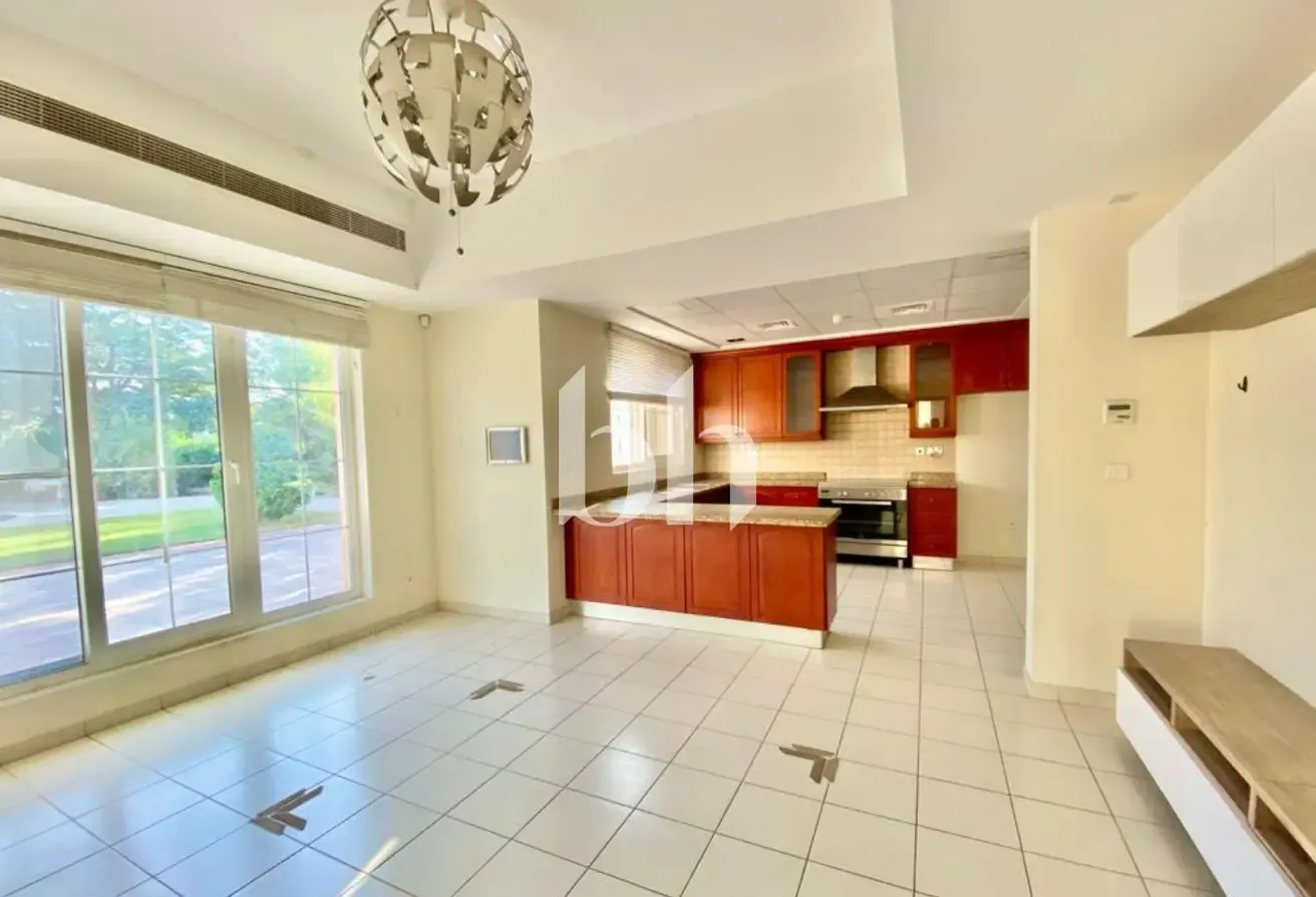 Private Pool | Large Plot | Close to Entrance