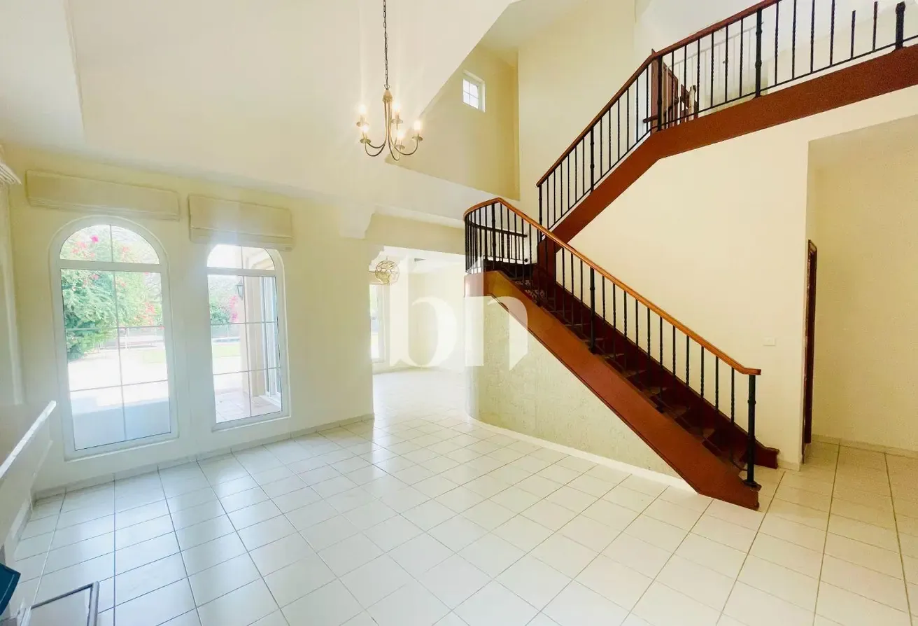 Private Pool | Large Plot | Close to Entrance