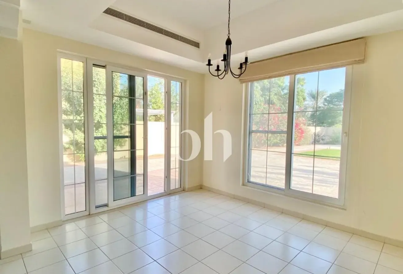 Private Pool | Large Plot | Close to Entrance