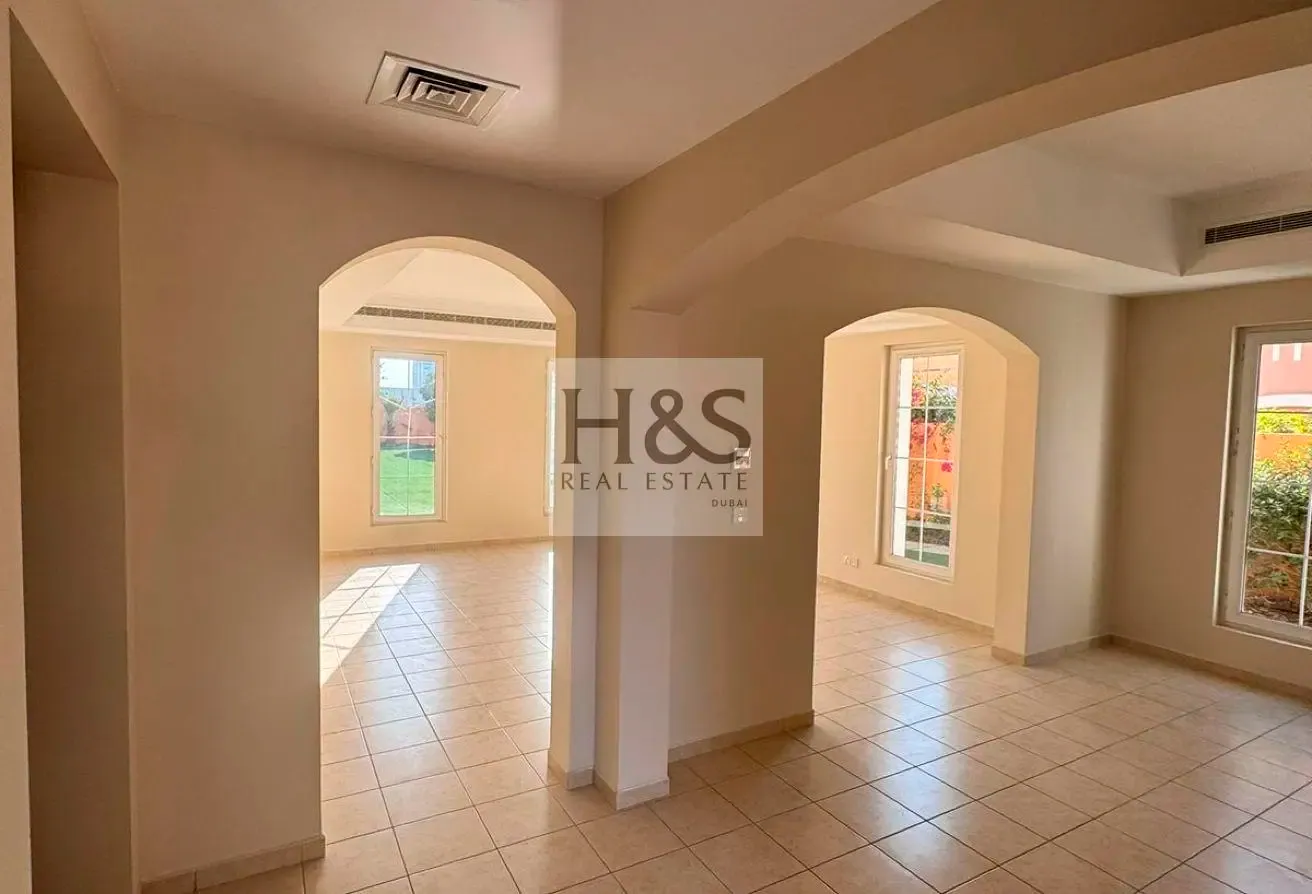 4 Bed | Standalone Villa | Private Garden | Vacant