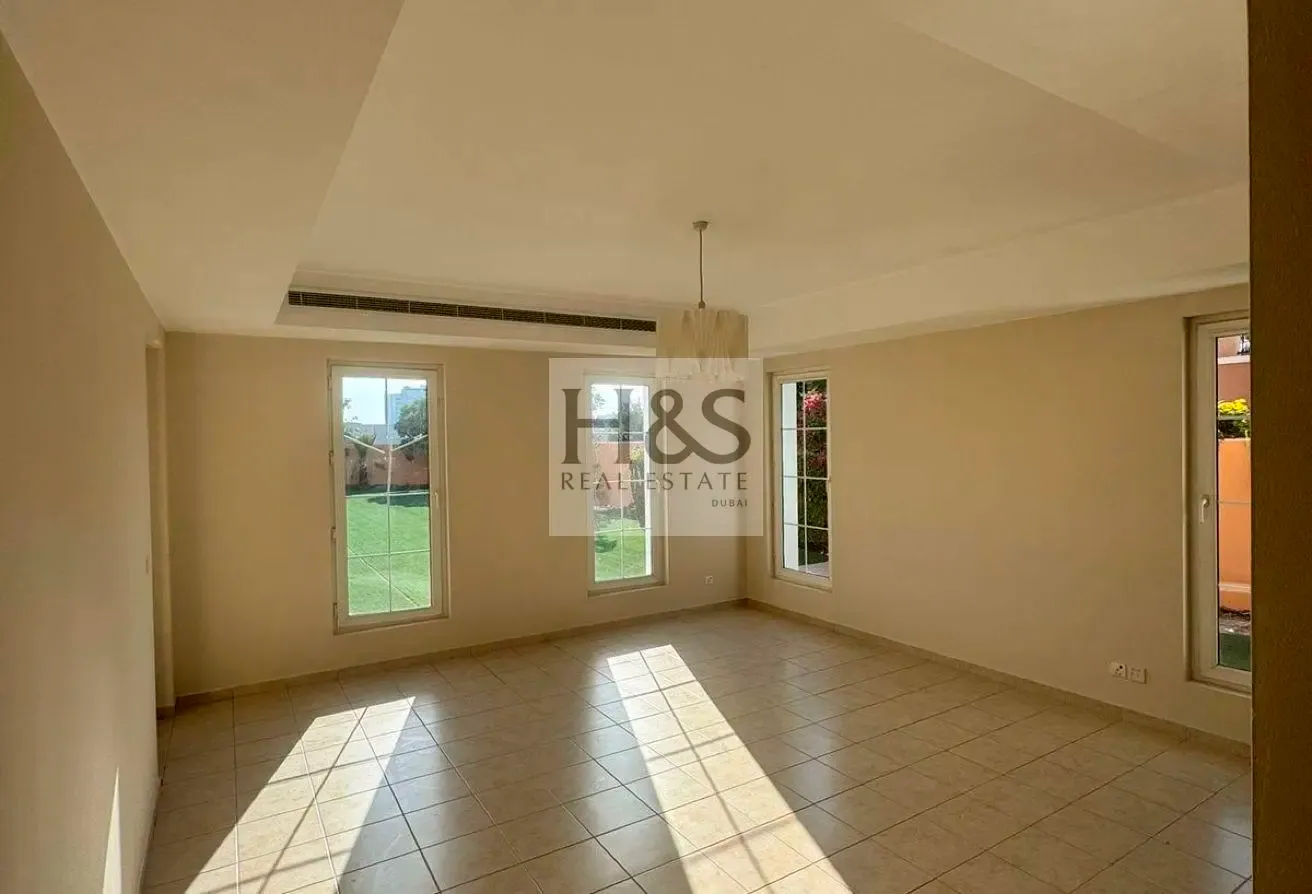 4 Bed | Standalone Villa | Private Garden | Vacant