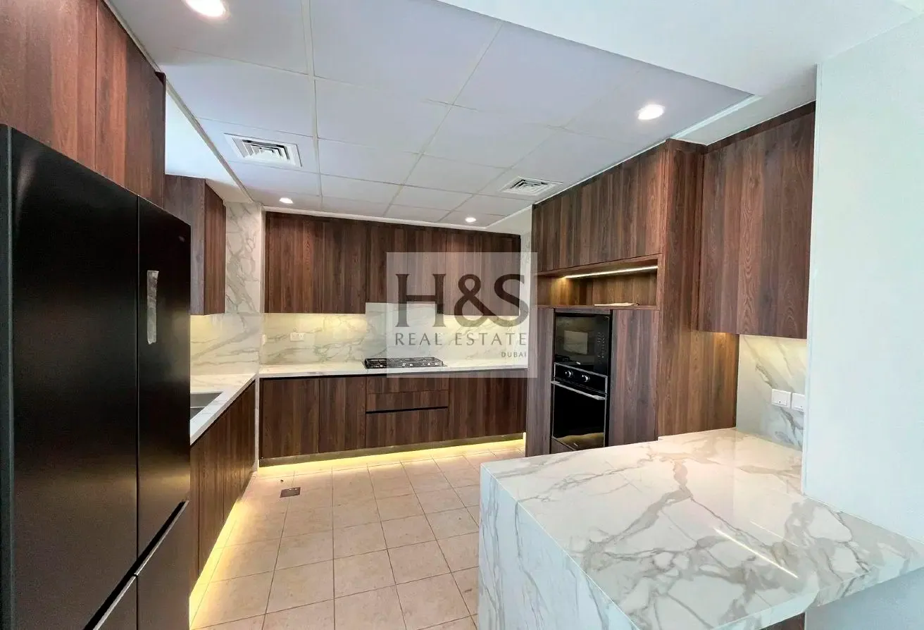 4 Bed | Standalone Villa | Private Garden | Vacant
