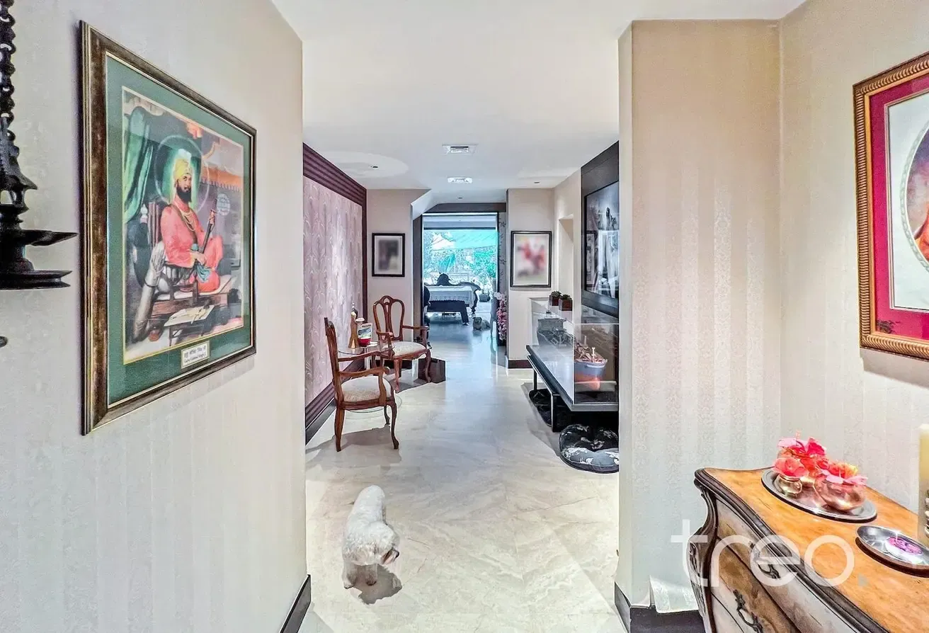 Type 12 | Golf Course View | Private Pool